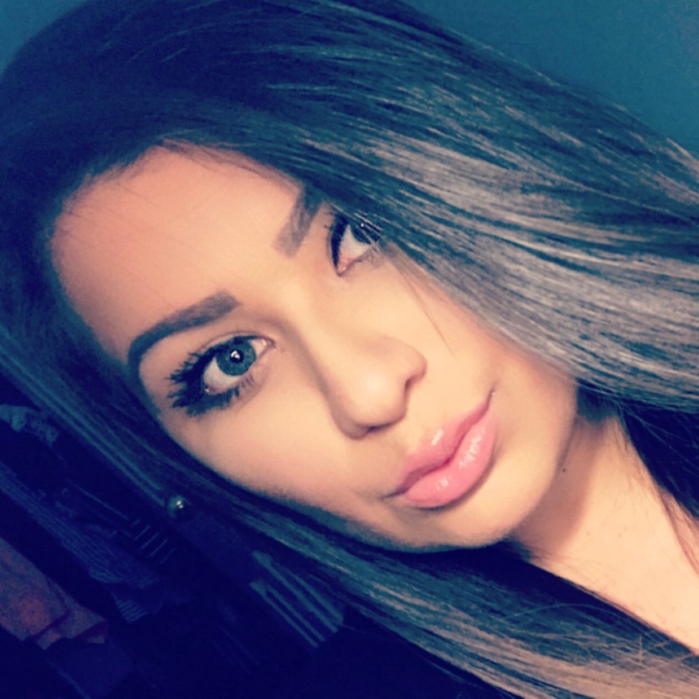 Meet your Posher, Marissa